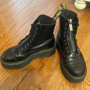 Dr Martens Sinclair Boots